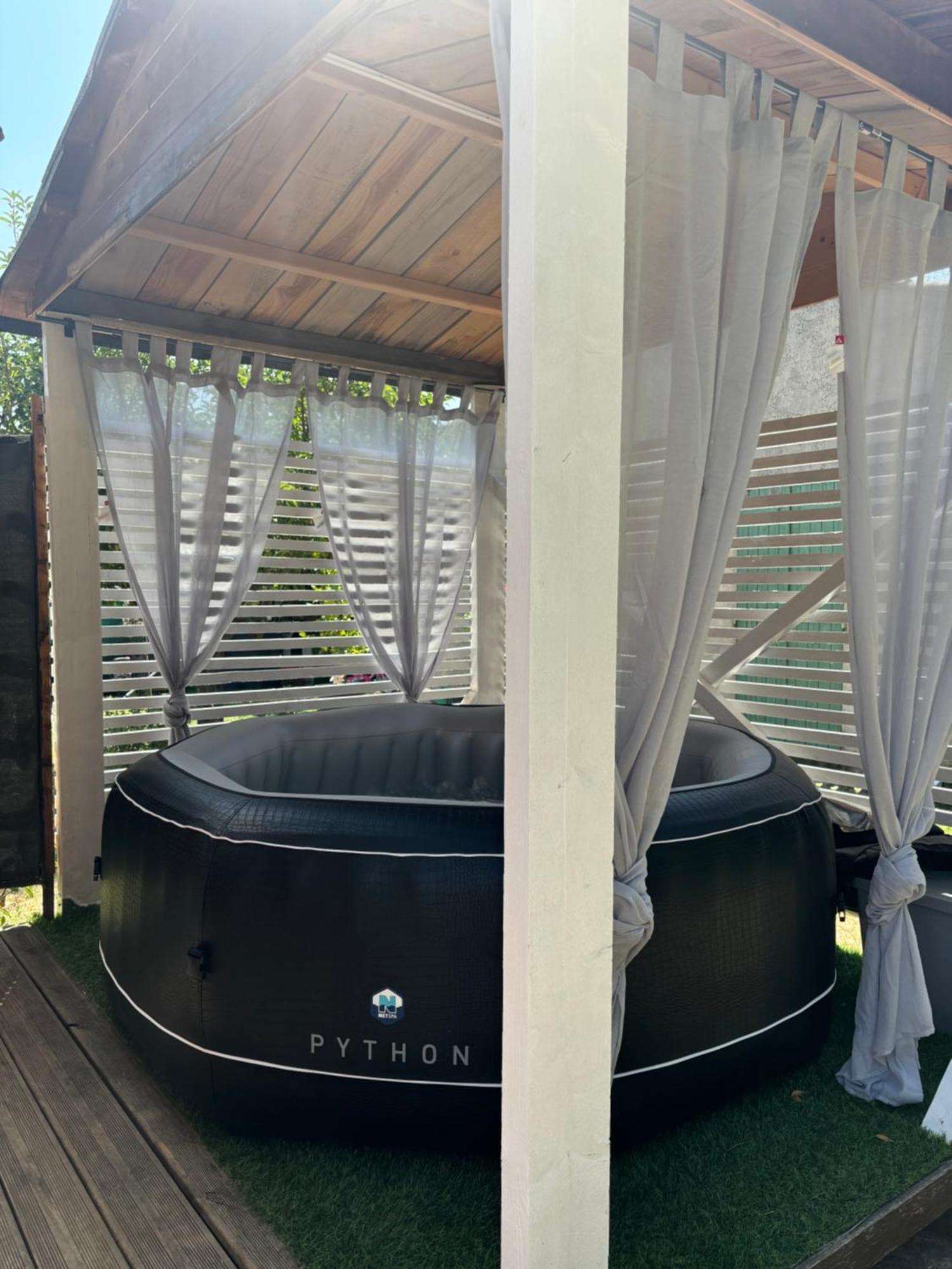 Le Chalet Pignantais Avec Option Jacuzzi Pignans Esterno foto